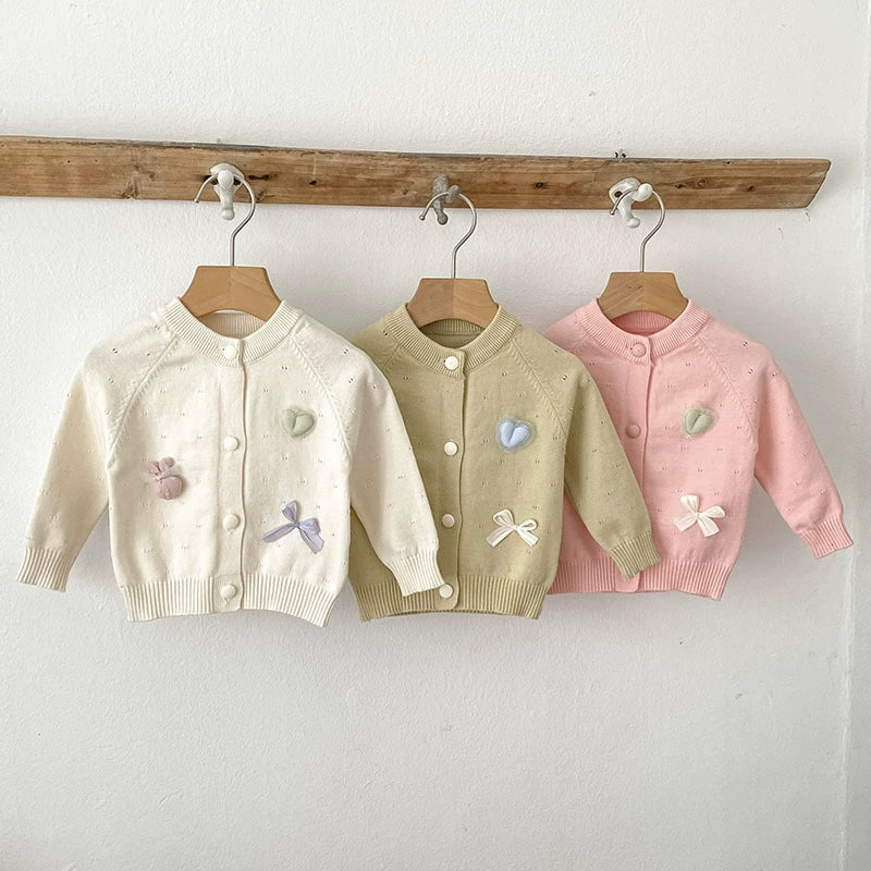 Autumn Arrival Baby Girls Comfortable Butterfly-bow and Heart Pattern